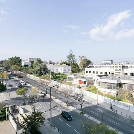 Modern 2bdr Flat In The City's Heart! Appartamento *