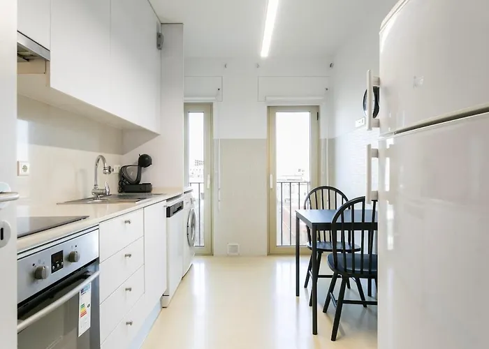 Modern 2bdr Flat In The City's Heart! Lägenhet *