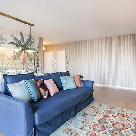 Modern 2bdr Flat In The City's Heart! Apartment *
